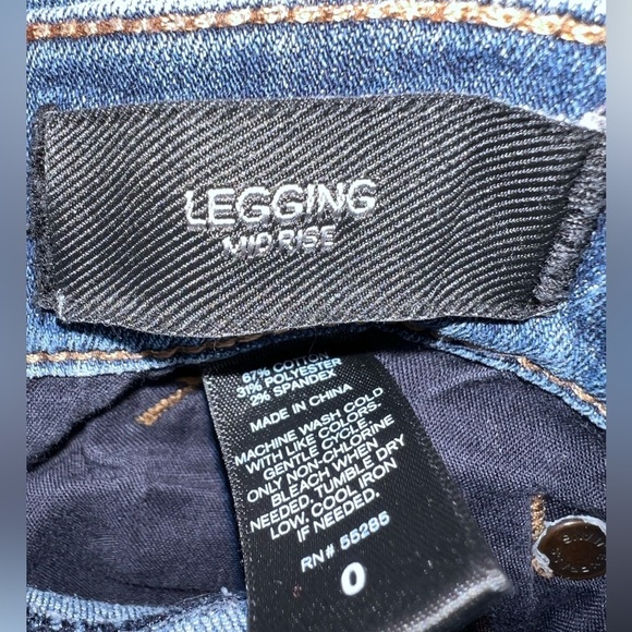B8.16 Express Mid Rise Dark Wash Skinny Legging/Jeans Sz 0 ⢠Rise 10 ⢠Ins30 - Picture 4 of 6